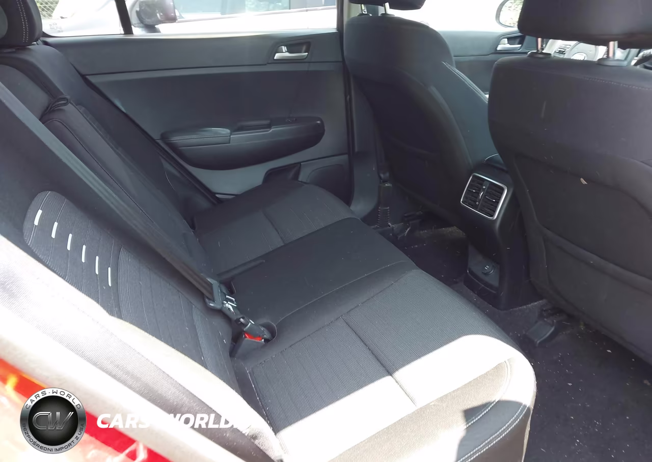 2018 Kia Sportage Lx VIN:KNDPMCAC9J7303753 - 8
