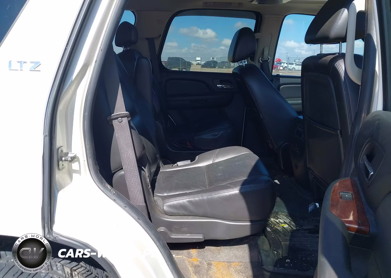 2009 Chevrolet Tahoe Ltz VIN:1GNFC33009R222293 - 8