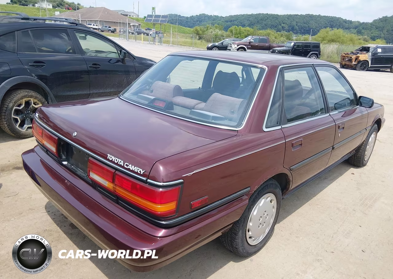 1991 Toyota Camry Dlx VIN:4T1SV21E3MU357568 - 4