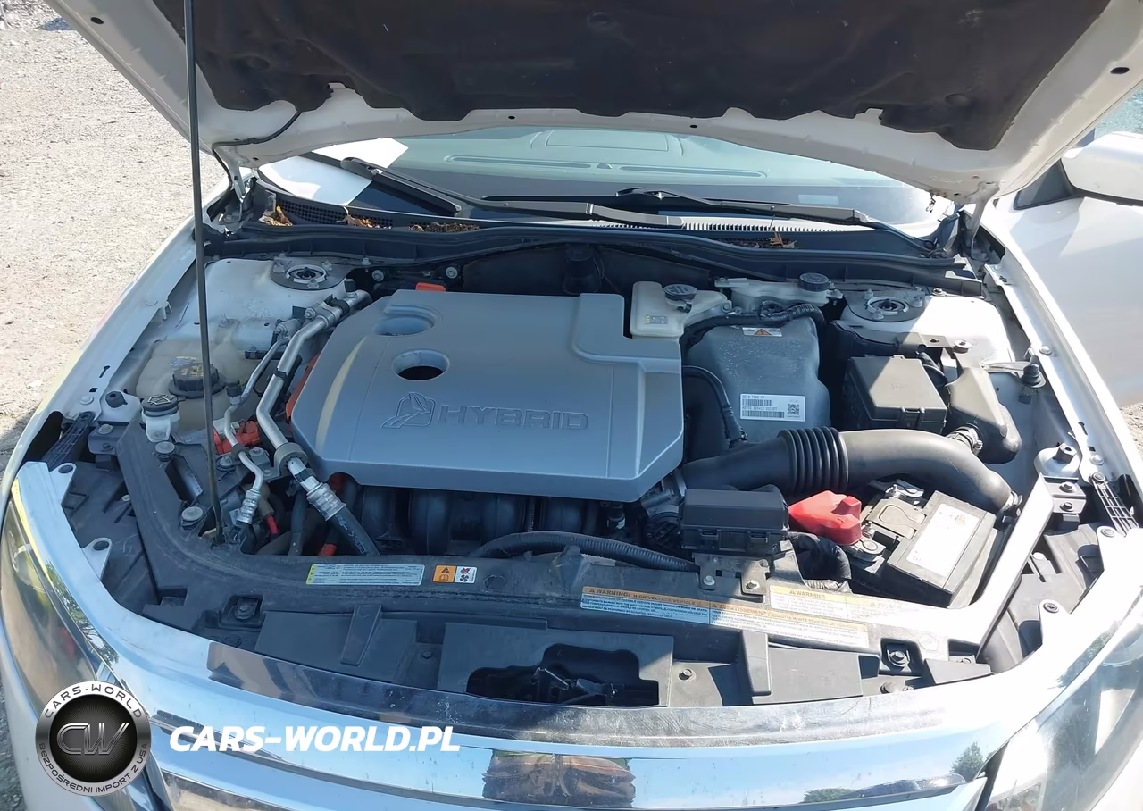 2012 Ford Fusion Hybrid VIN:3FADP0L36CR421069 - 10