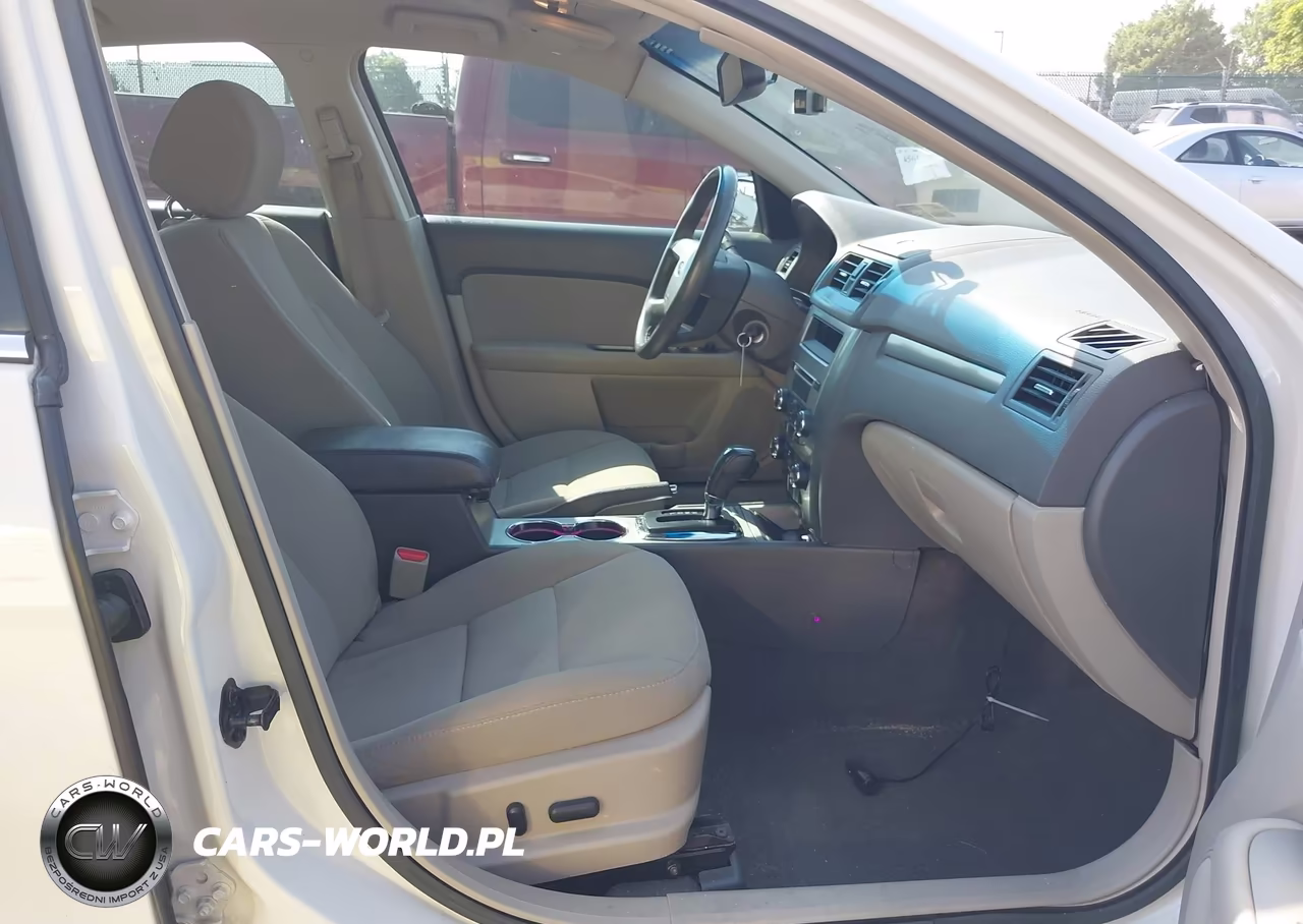 2012 Ford Fusion Hybrid VIN:3FADP0L36CR421069 - 5