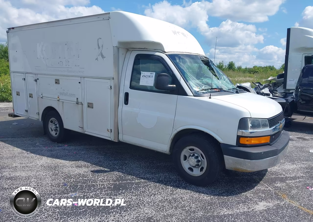 2018 Chevrolet Express Cutaway Work Van