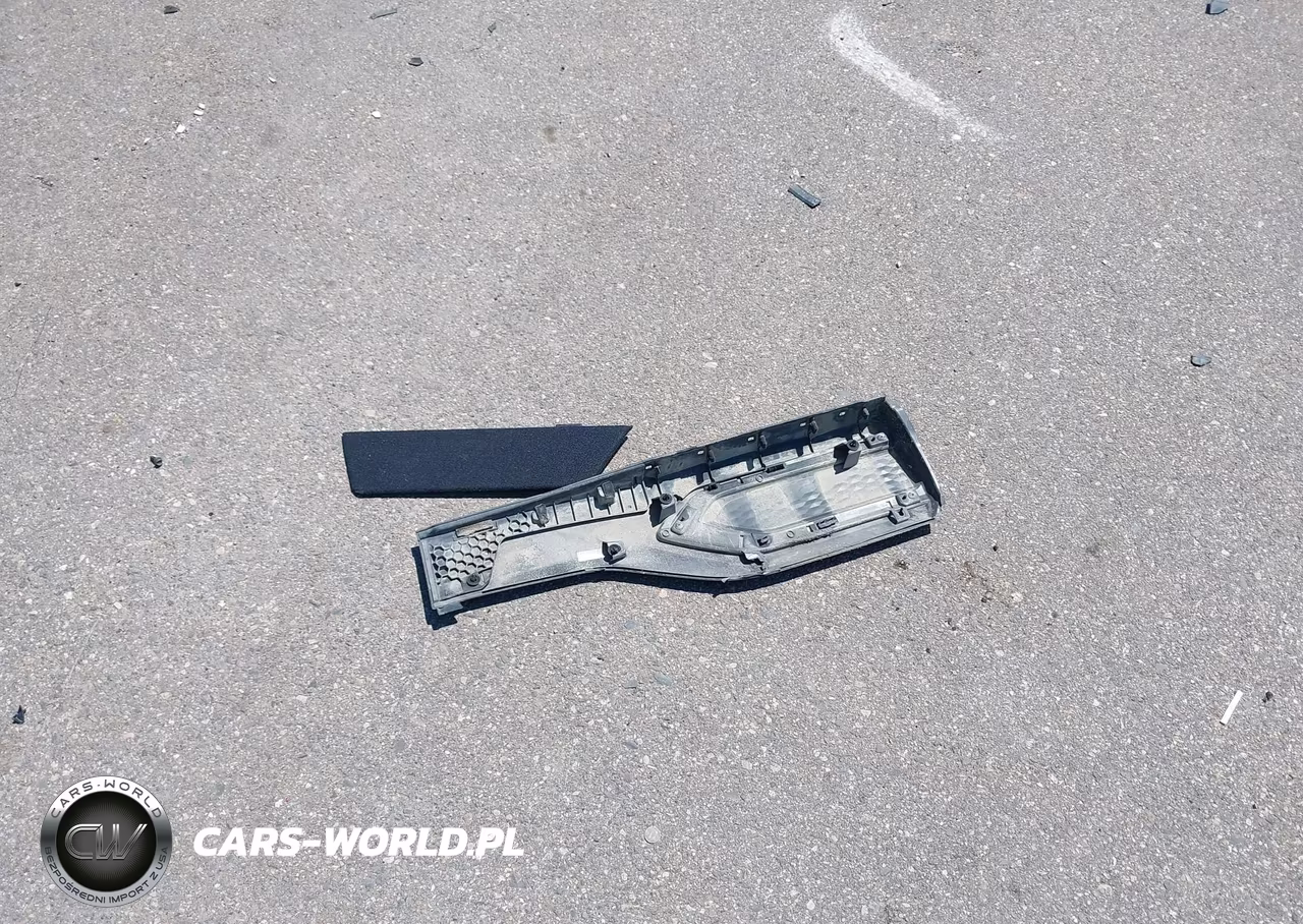 2025 Subaru Forester Premium VIN:JF2SLDDC8SH586979 - 12