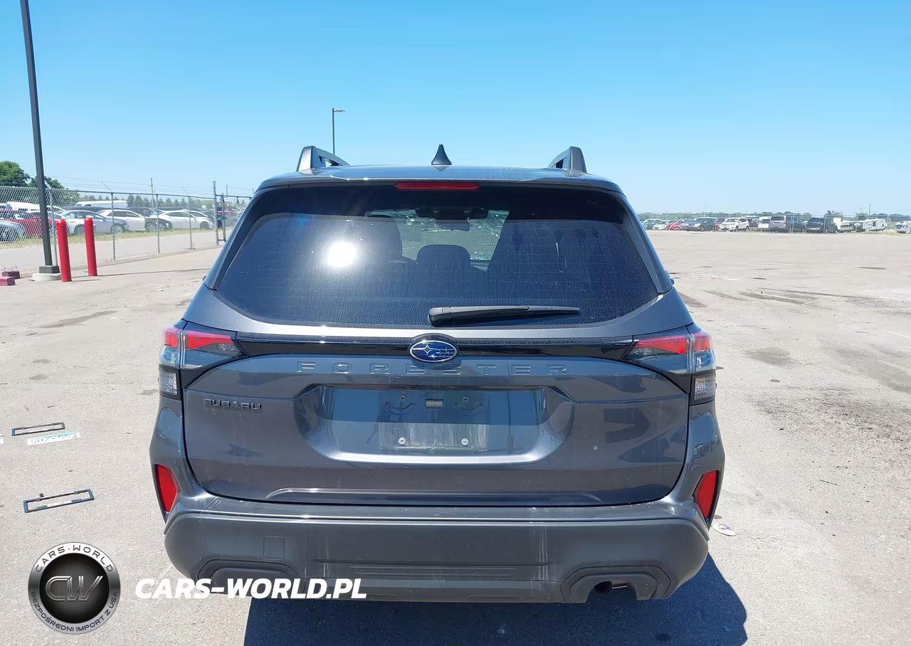 2025 Subaru Forester Premium VIN:JF2SLDDC8SH586979 - 17