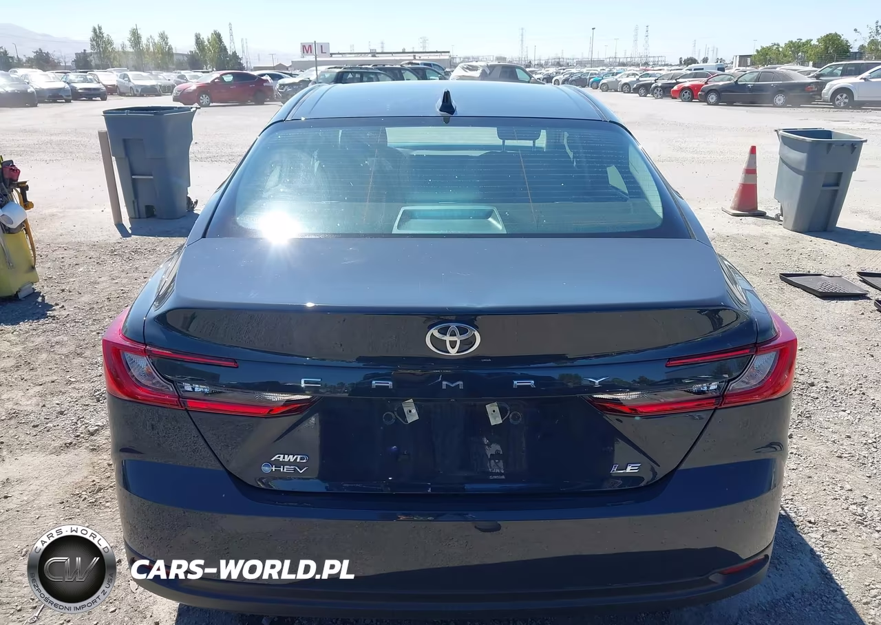 2025 Toyota Camry Le VIN:4T1DBADK9SU538829 - 17