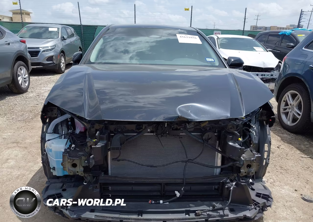 2025 Toyota Camry Le VIN:4T1DAACK3SU146529 - 13