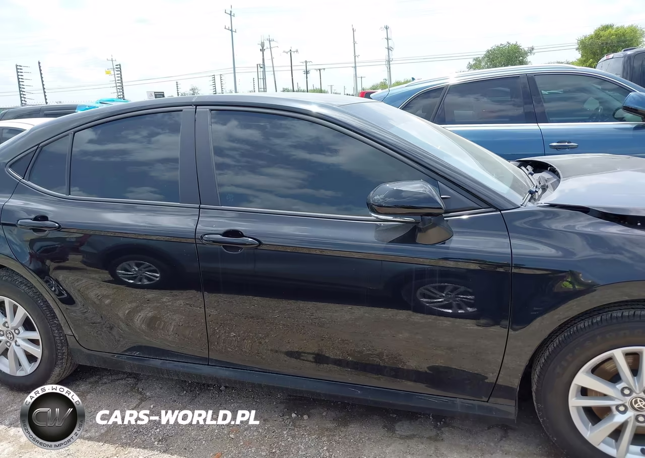 2025 Toyota Camry Le VIN:4T1DAACK3SU146529 - 14