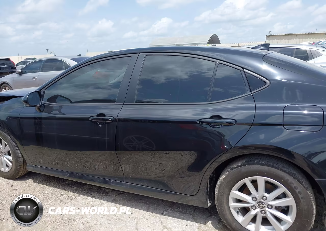 2025 Toyota Camry Le VIN:4T1DAACK3SU146529 - 15