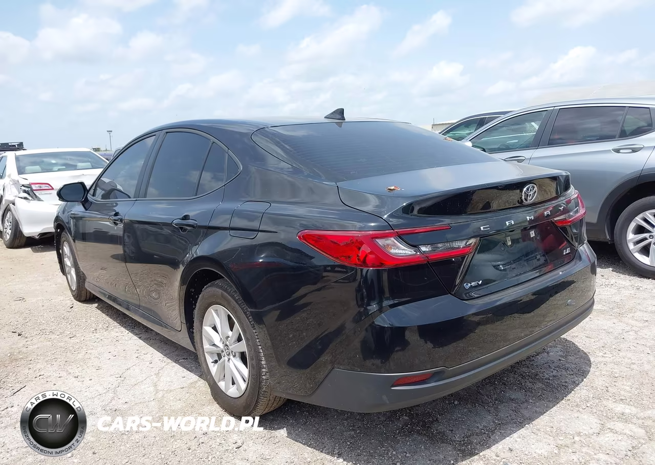 2025 Toyota Camry Le VIN:4T1DAACK3SU146529 - 3