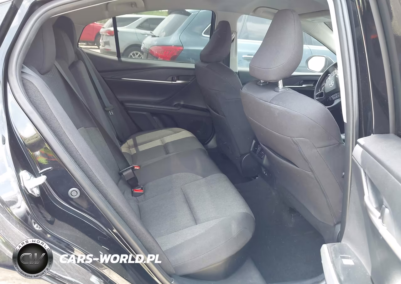 2025 Toyota Camry Le VIN:4T1DAACK3SU146529 - 8