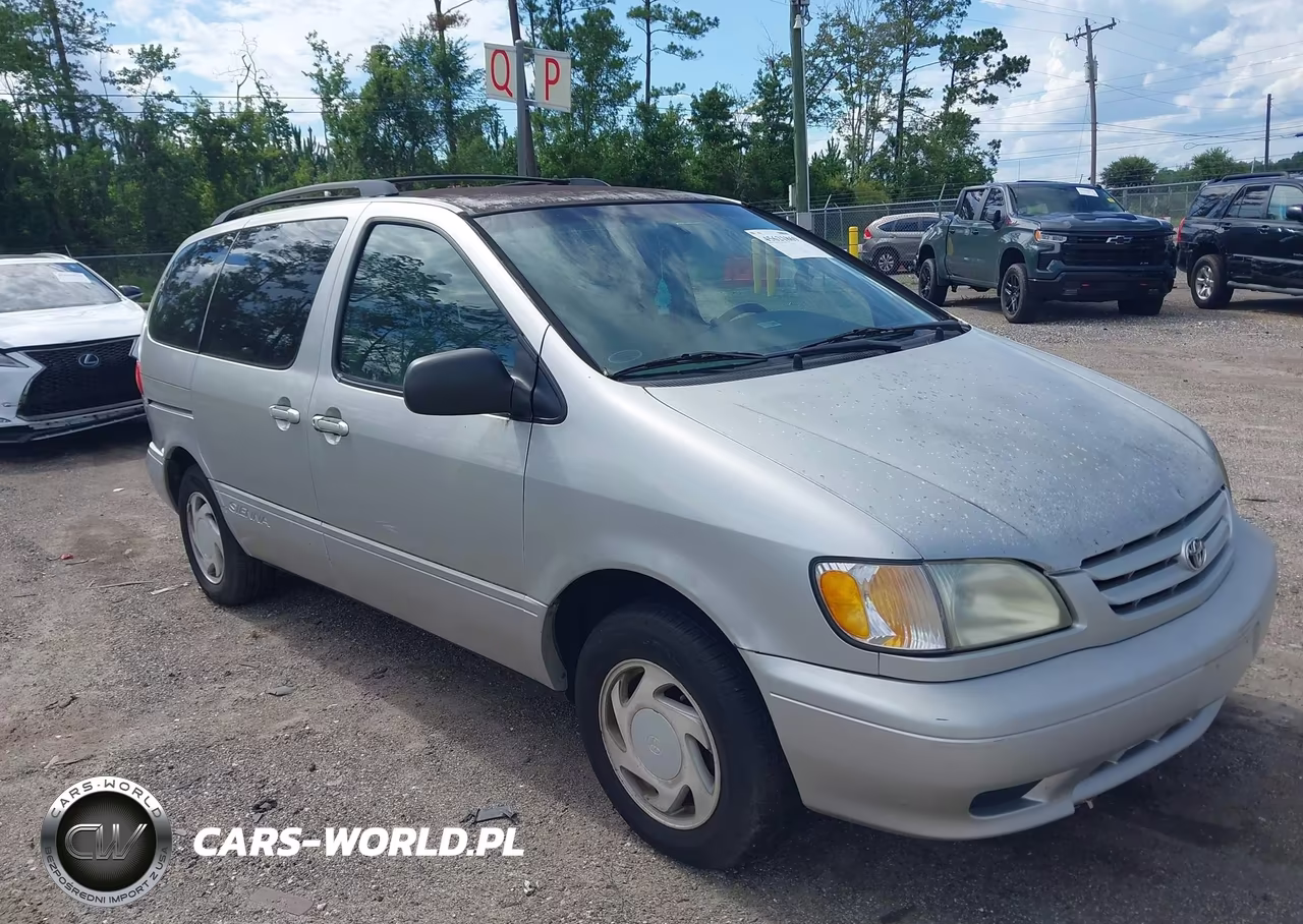 2002 Toyota Sienna Le