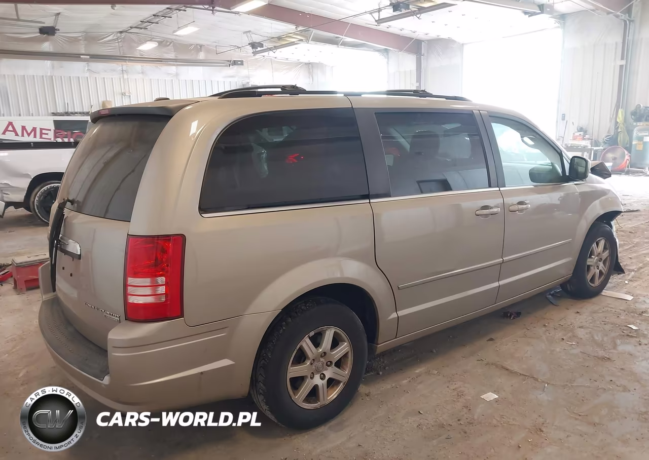 2009 Chrysler Town & Country Touring VIN:2A8HR54179R509457 - 4