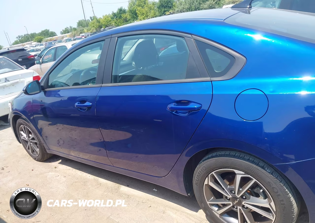 2022 Kia Forte Lxs VIN:3KPF24AD7NE472630 - 14
