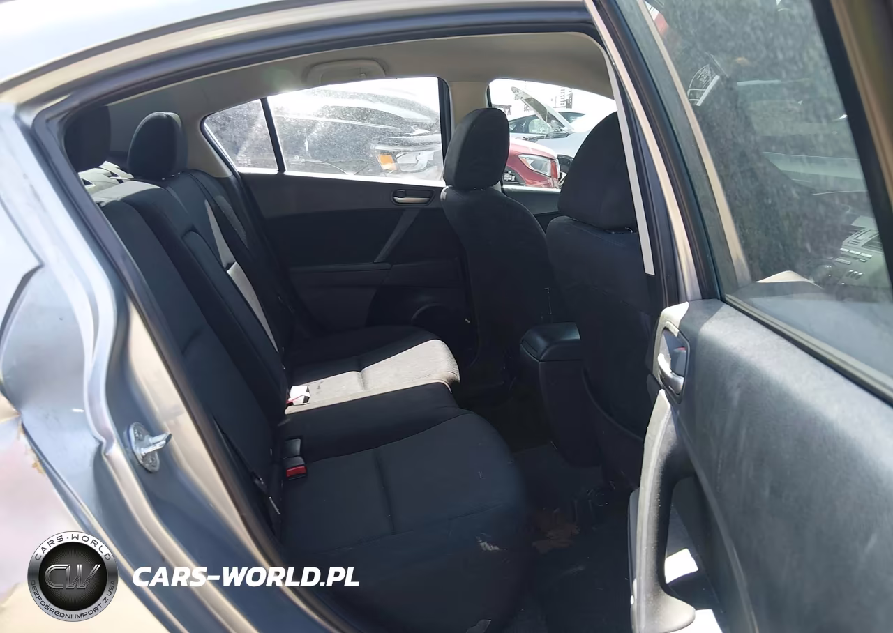 2011 Mazda Mazda3 I Touring VIN:JM1BL1VG8B1461309 - 8