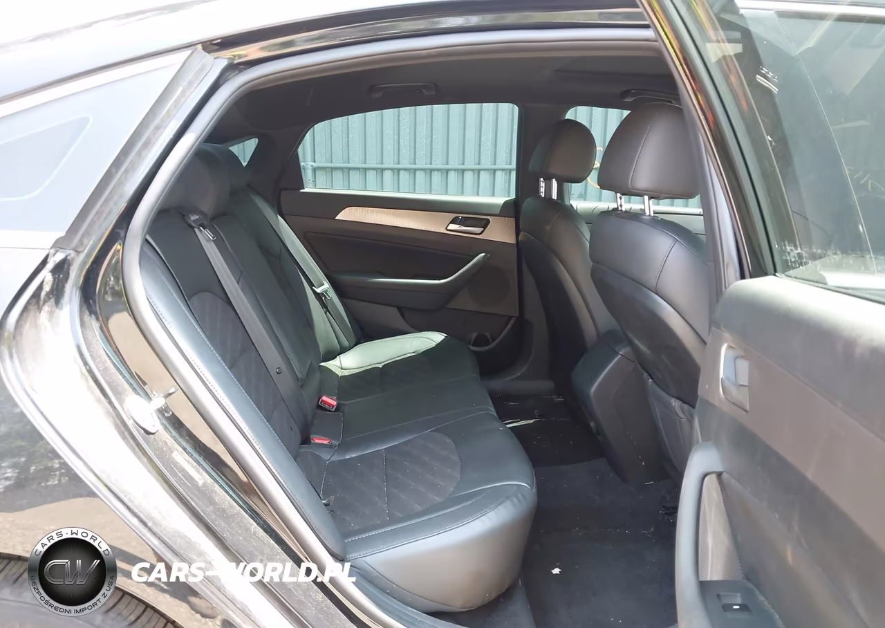 2018 Hyundai Sonata Sport VIN:5NPE34AF6JH656456 - 8