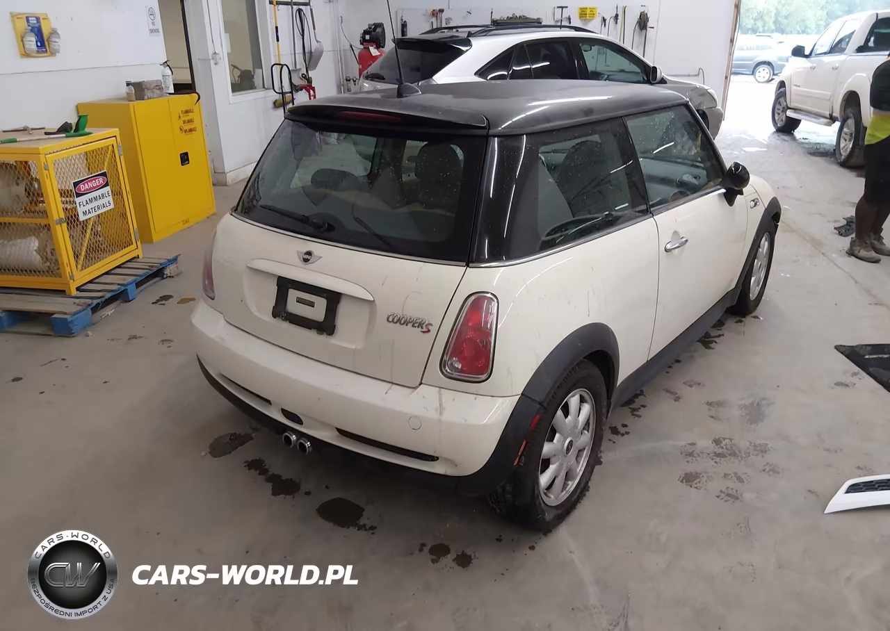 2005 Mini Cooper S VIN:WMWRE33425TD91652 - 4