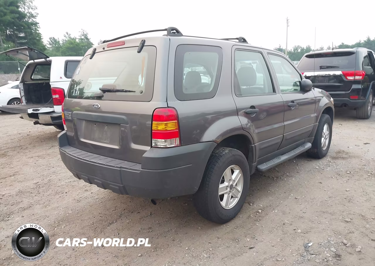 2006 Ford Escape Xls-Xls Manual VIN:1FMYU92Z86KA71950 - 4