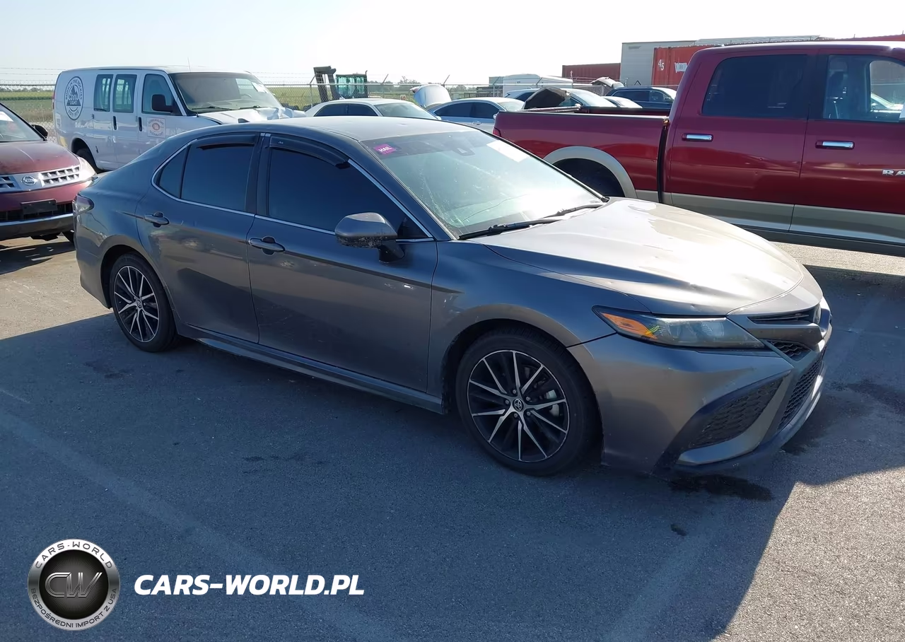 2021 Toyota Camry Se – zdjęcie 1 z 16