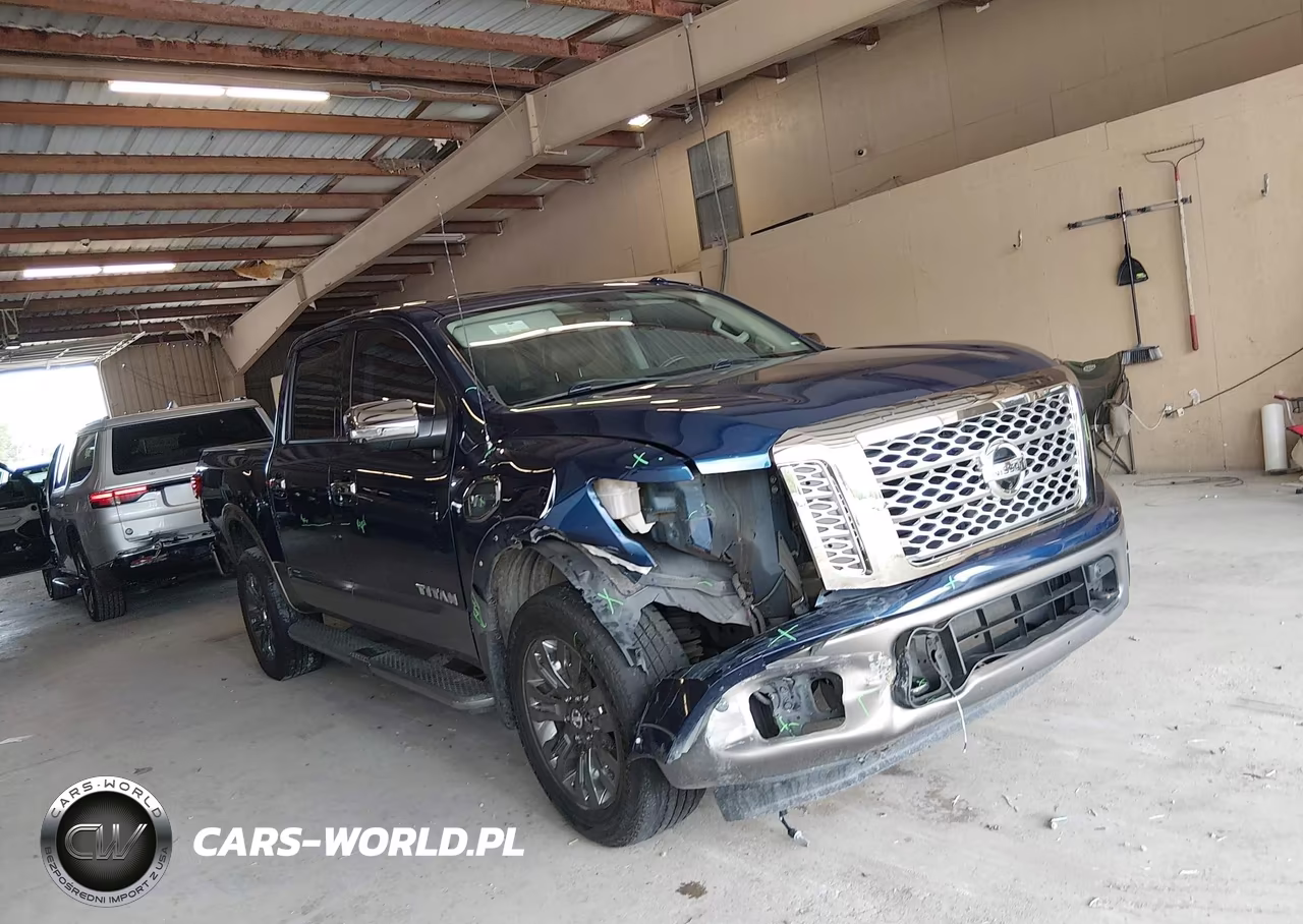 2017 Nissan Titan Platinum Reserve – zdjęcie 1 z 20