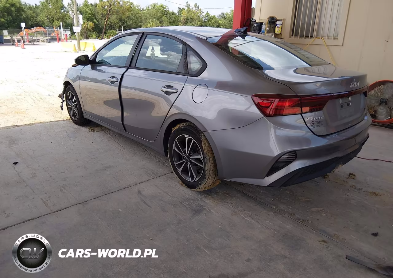 2023 Kia Forte Lxs VIN:3KPF24AD0PE559935 - 3