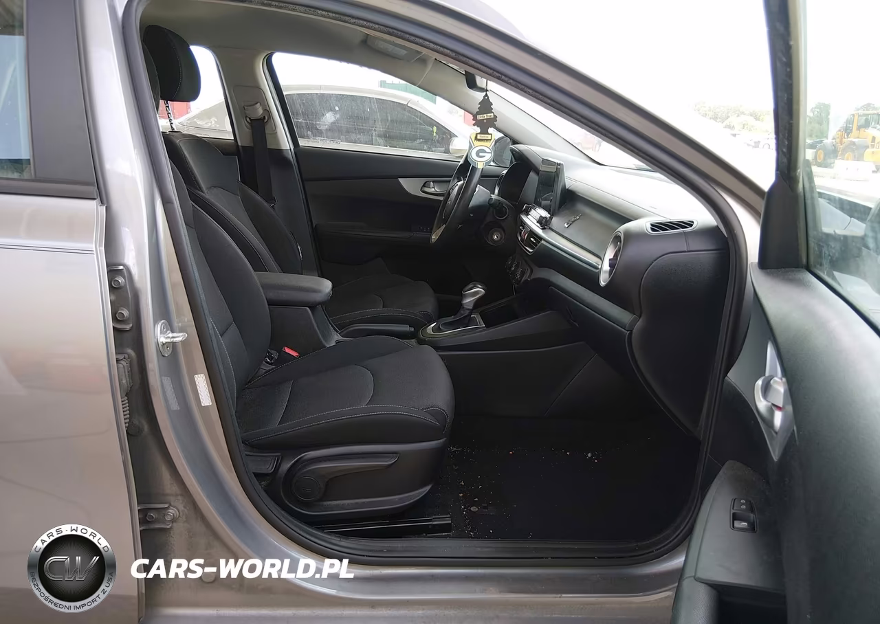 2023 Kia Forte Lxs VIN:3KPF24AD0PE559935 - 5