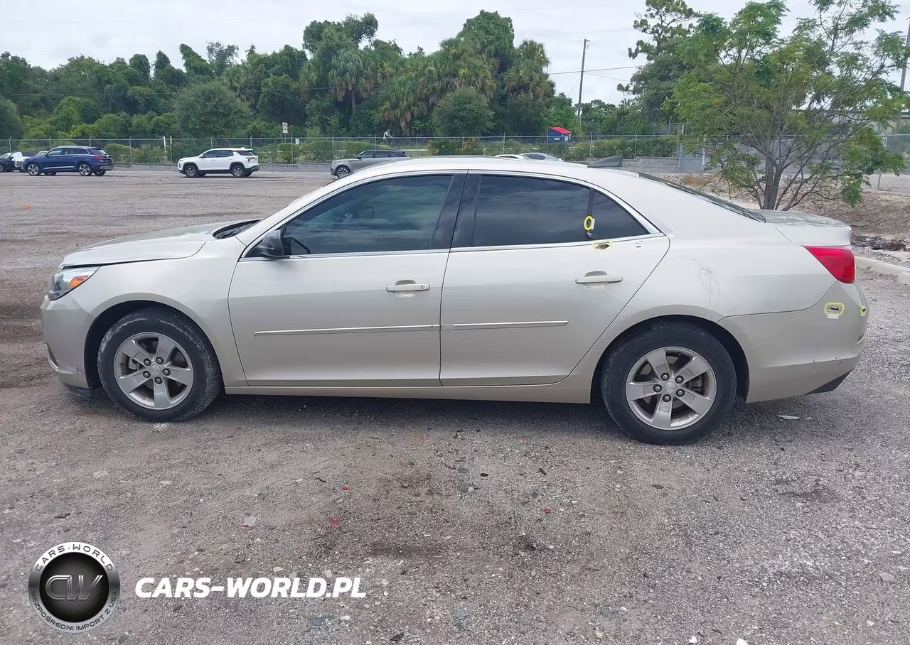 2015 Chevrolet Malibu Ls VIN:1G11B5SL0FF350844 - 13