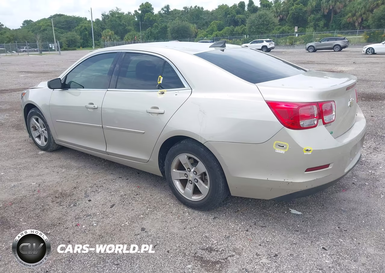 2015 Chevrolet Malibu Ls VIN:1G11B5SL0FF350844 - 3