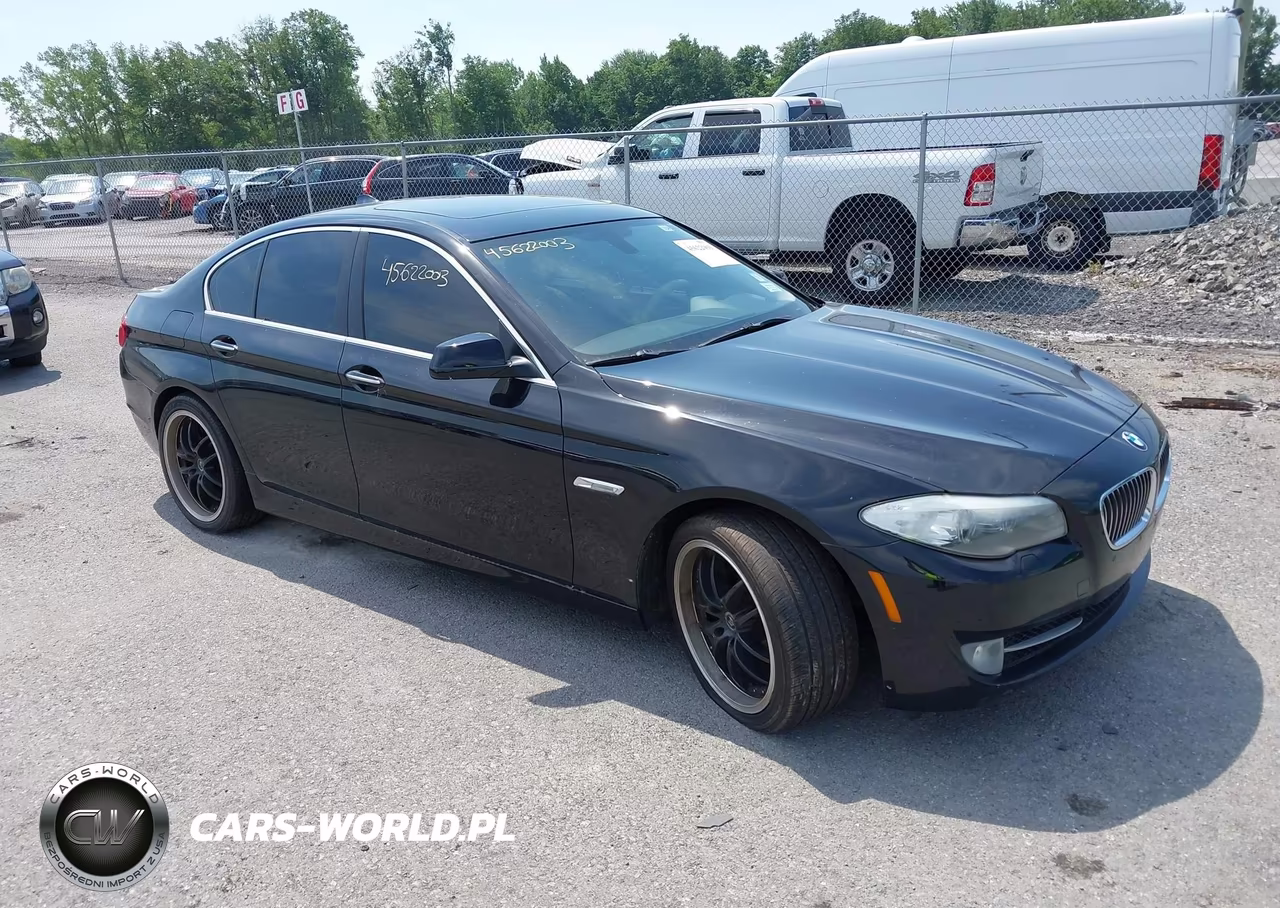 2013 BMW 528I