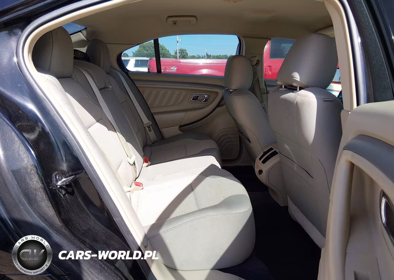 2018 Ford Taurus Sel VIN:1FAHP2H85JG110089 - 8