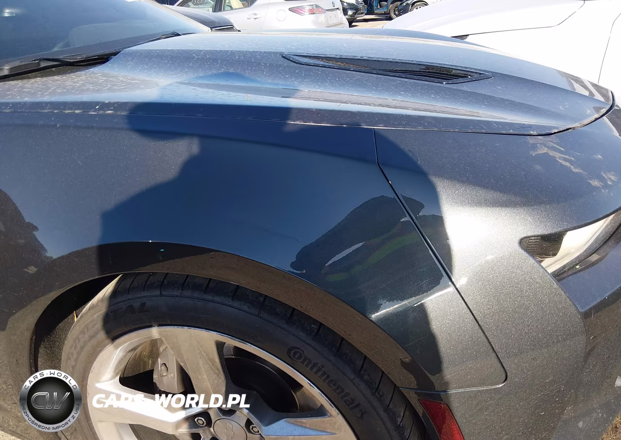 2016 Chevrolet Camaro 1Ss VIN:1G1FE1R71G0135637 - 6