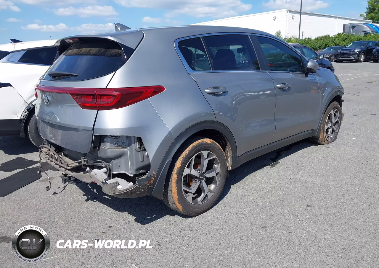 2021 Kia Sportage Lx VIN:KNDPM3AC1M7940687 - 4