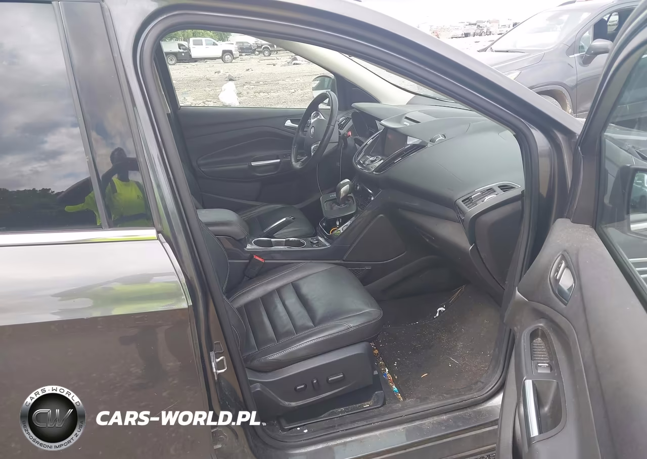 2015 Ford Escape Titanium VIN:1FMCU9JX5FUA97131 - 5