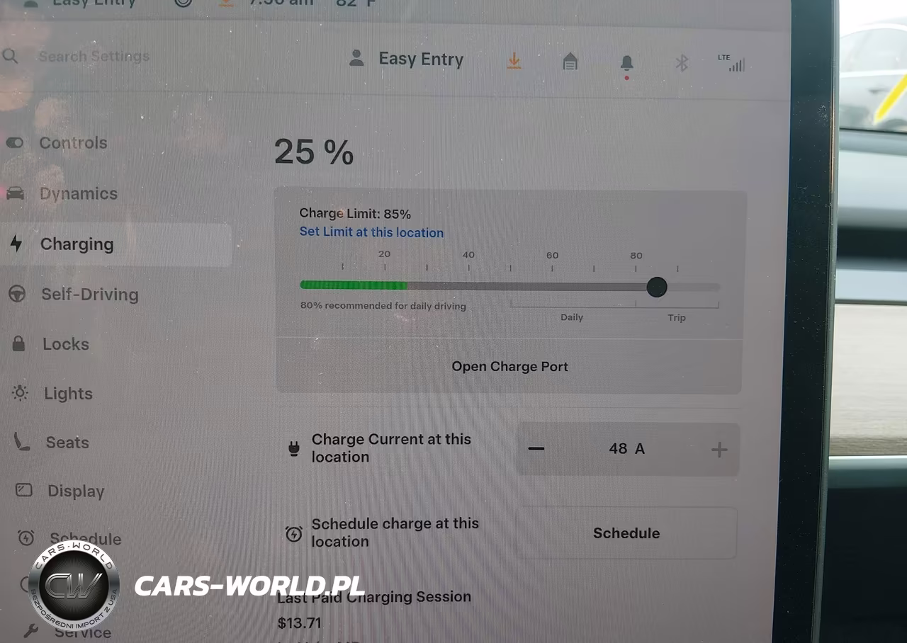 2024 Tesla Model Y Long Range Dual Motor All-Wheel Drive VIN:7SAYGDEE7RA221152 - 17