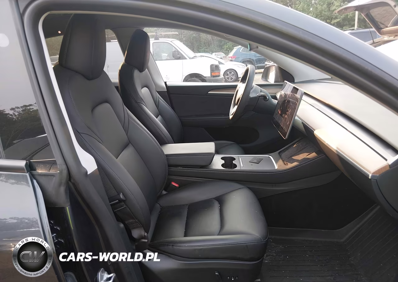 2024 Tesla Model Y Long Range Dual Motor All-Wheel Drive VIN:7SAYGDEE7RA221152 - 5