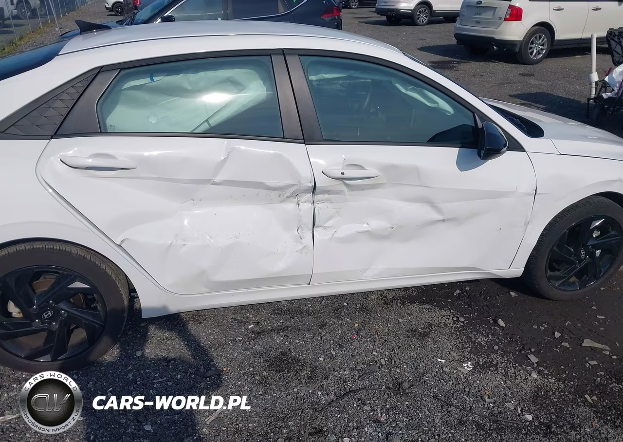 2026 Hyundai Elantra Sel Sport VIN:KMHLM4DG4TU109022 - 6