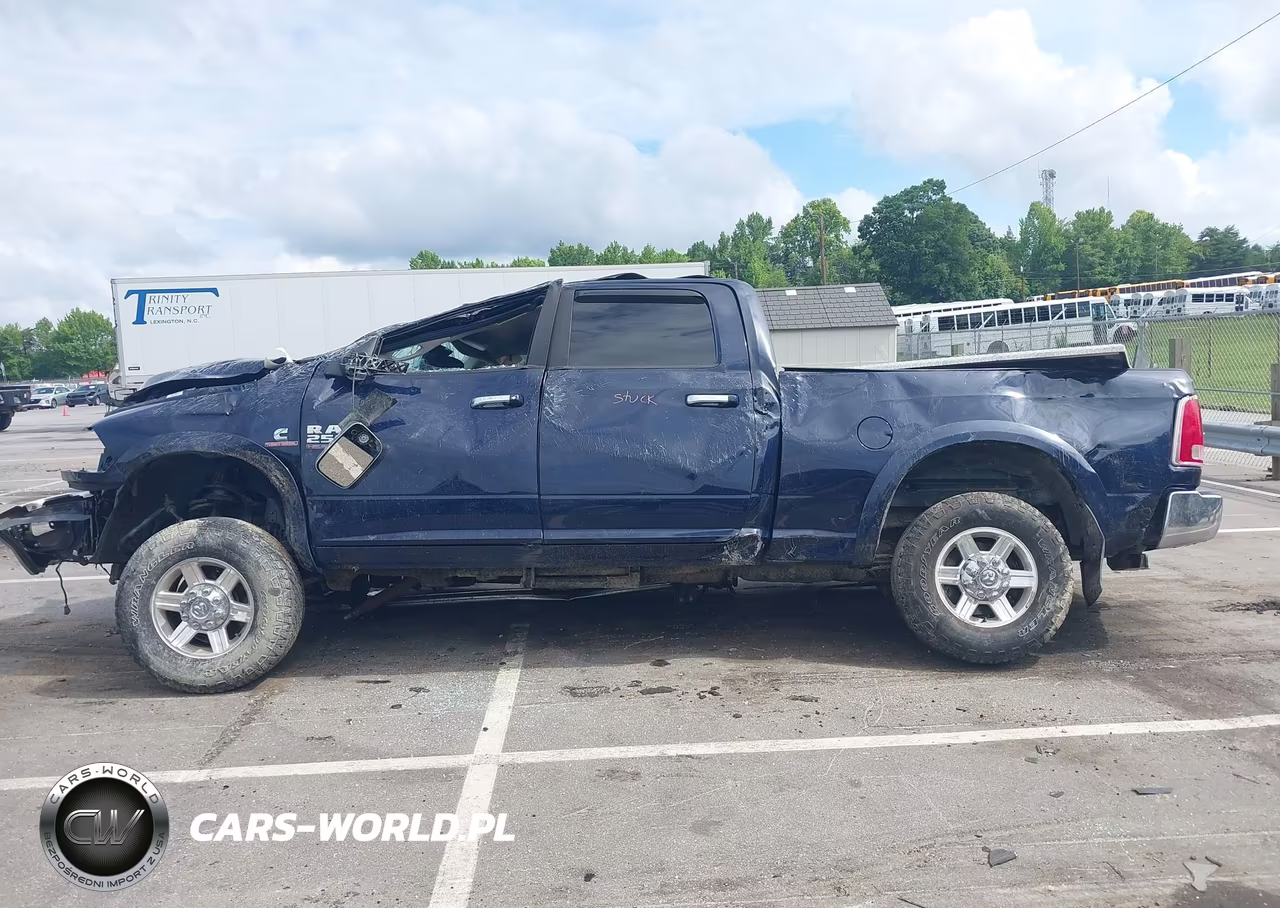 2013 Ram 2500 Laramie VIN:3C6UR5FL7DG574867 - 13