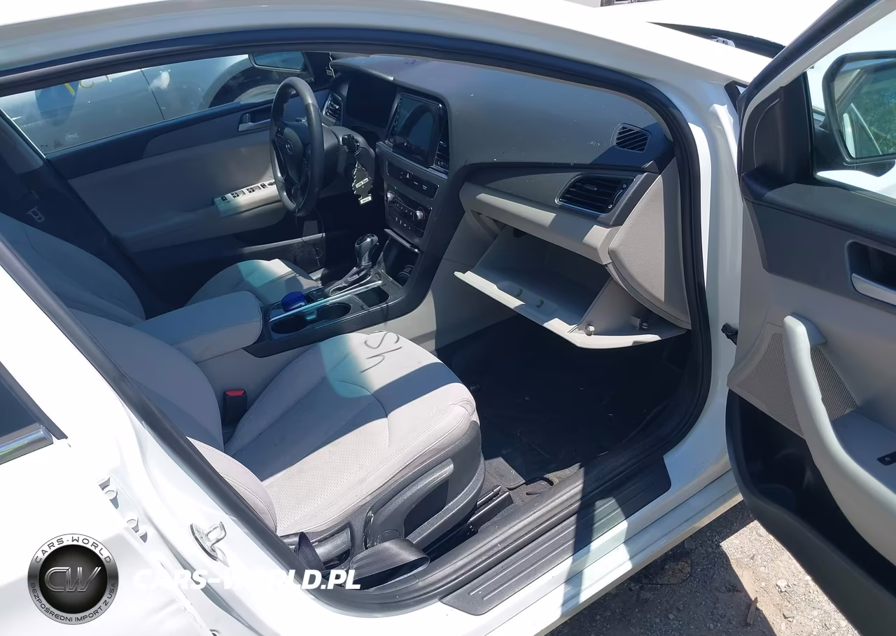 2017 Hyundai Sonata VIN:5NPE24AFXHH534941 - 5