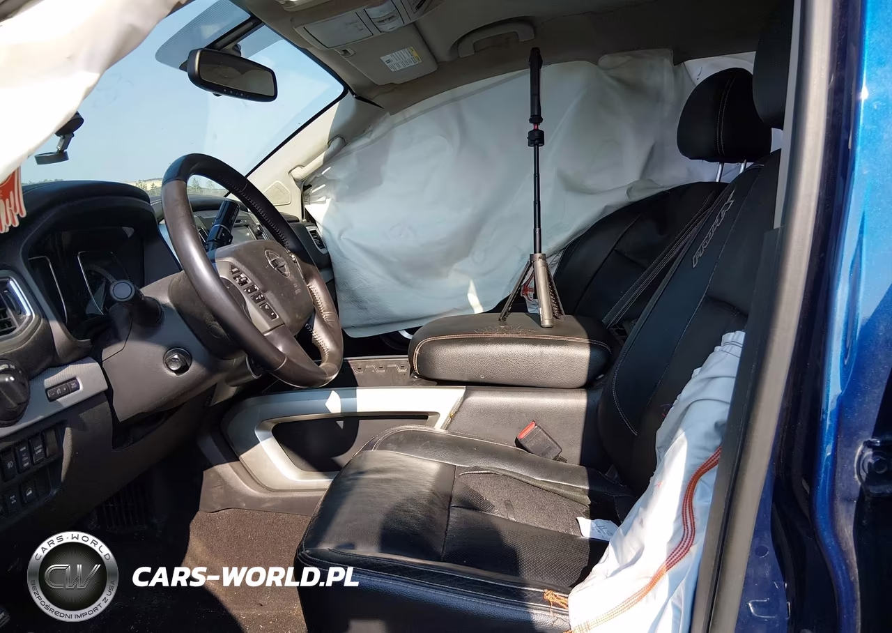 2018 Nissan Titan Pro-4X VIN:1N6AA1E52JN544108 - 5