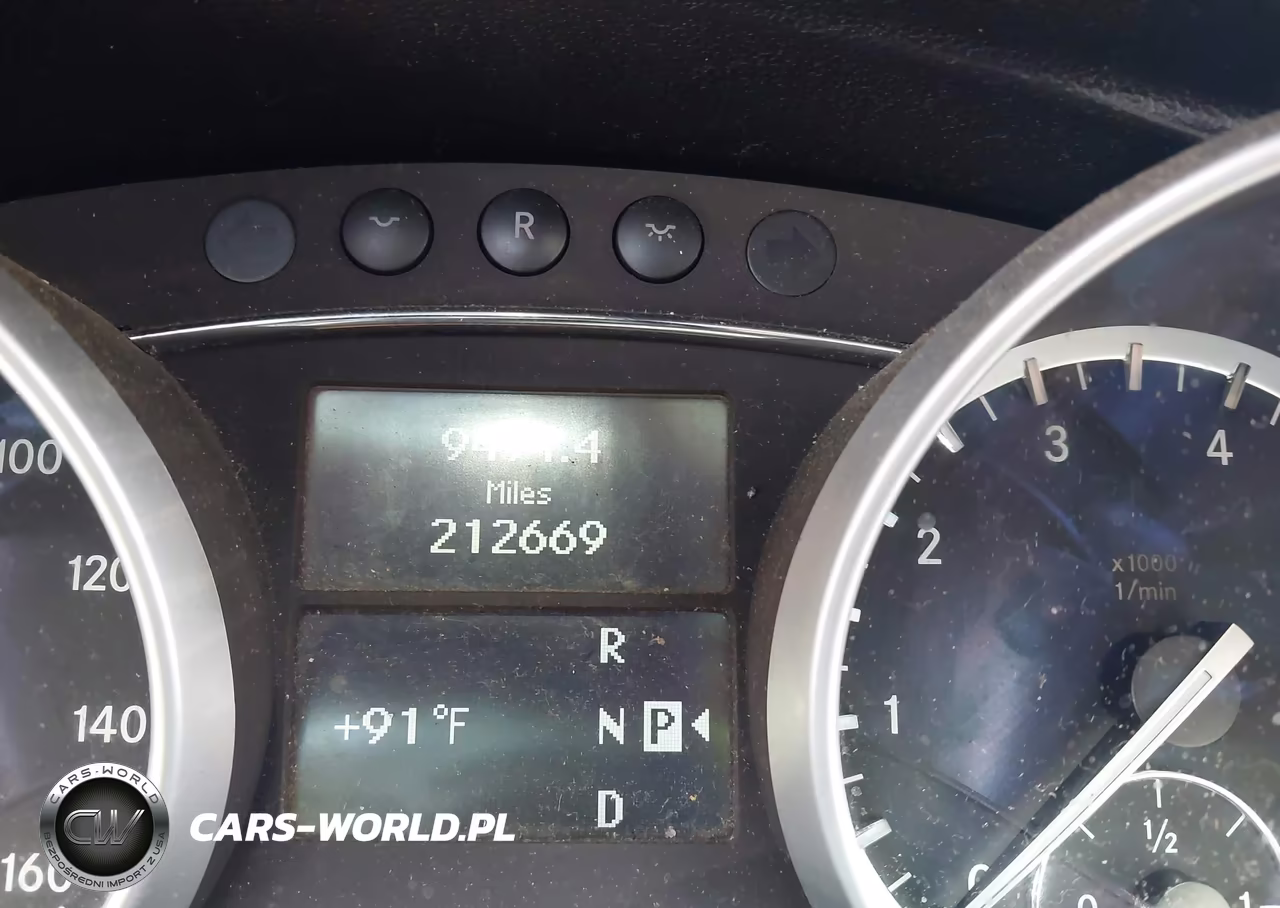 2011 Mercedes-Benz R 350 4Matic VIN:4JGCB6FEXBA129272 - 15