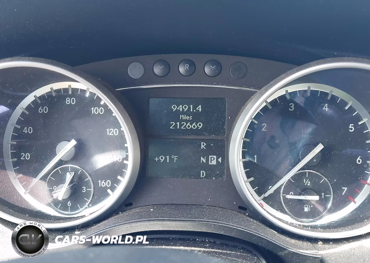 2011 Mercedes-Benz R 350 4Matic VIN:4JGCB6FEXBA129272 - 7