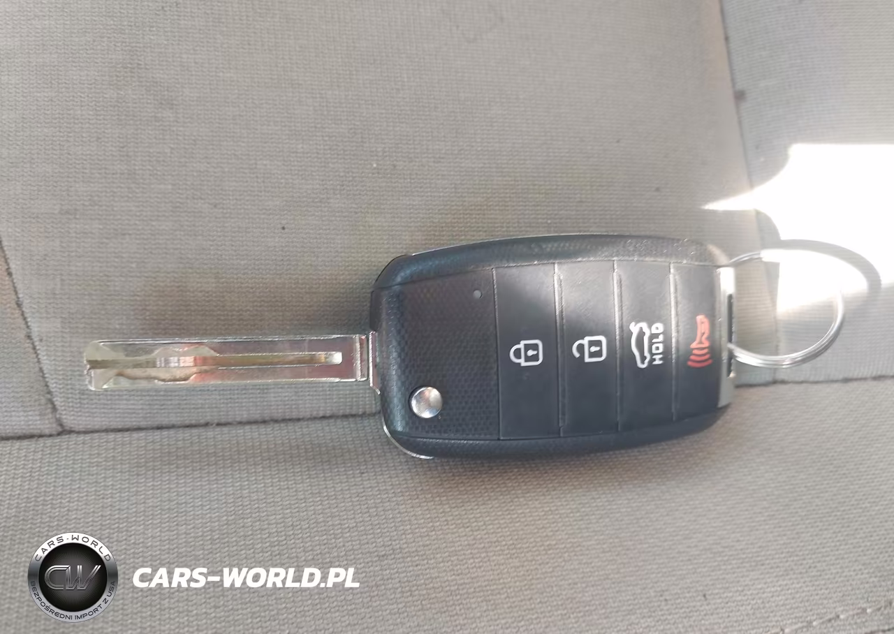 2015 Kia Optima Lx VIN:5XXGM4A75FG467928 - 11
