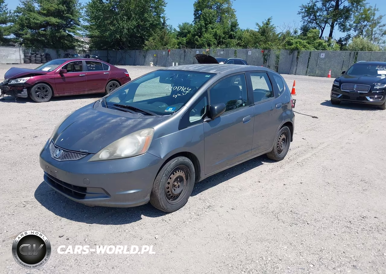 2011 Honda Fit VIN:JHMGE8H31BS007395 - 2