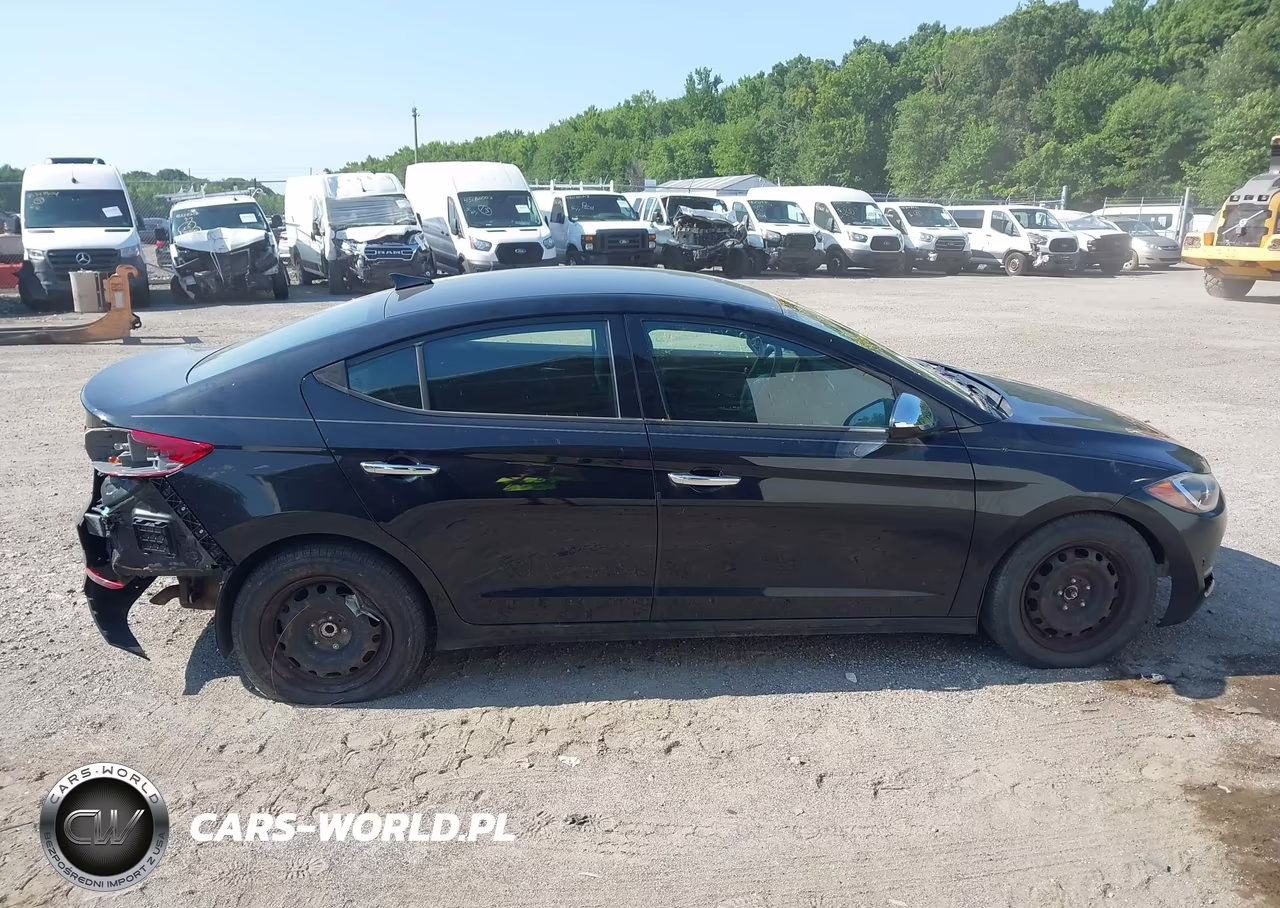 2018 Hyundai Elantra Sel VIN:5NPD84LF7JH232827 - 13