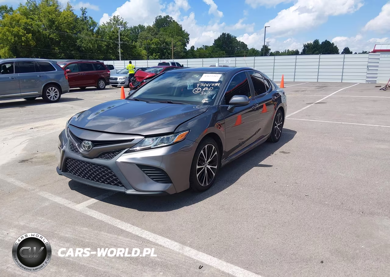 2020 Toyota Camry Se VIN:4T1G11AK9LU944423 - 2