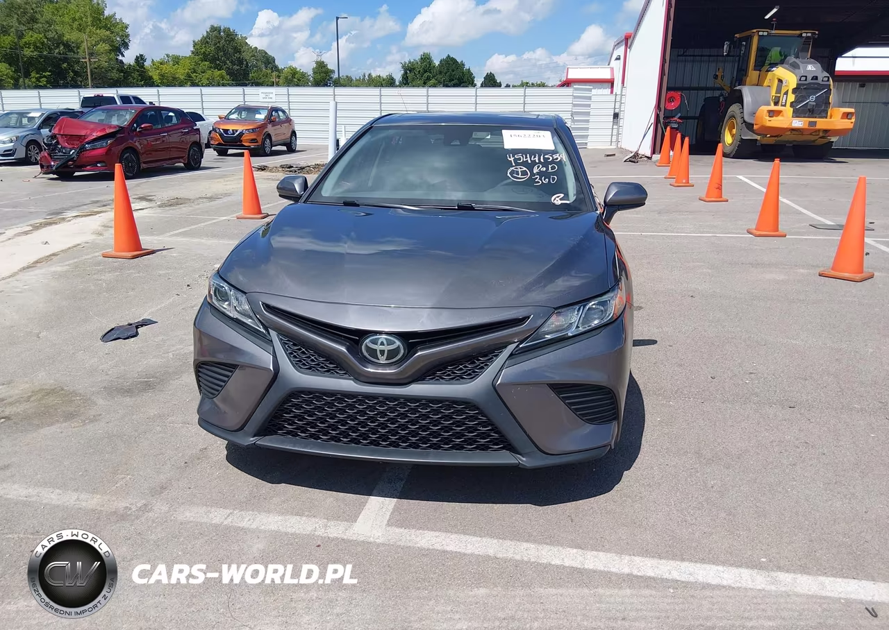 2020 Toyota Camry Se VIN:4T1G11AK9LU944423 - 6