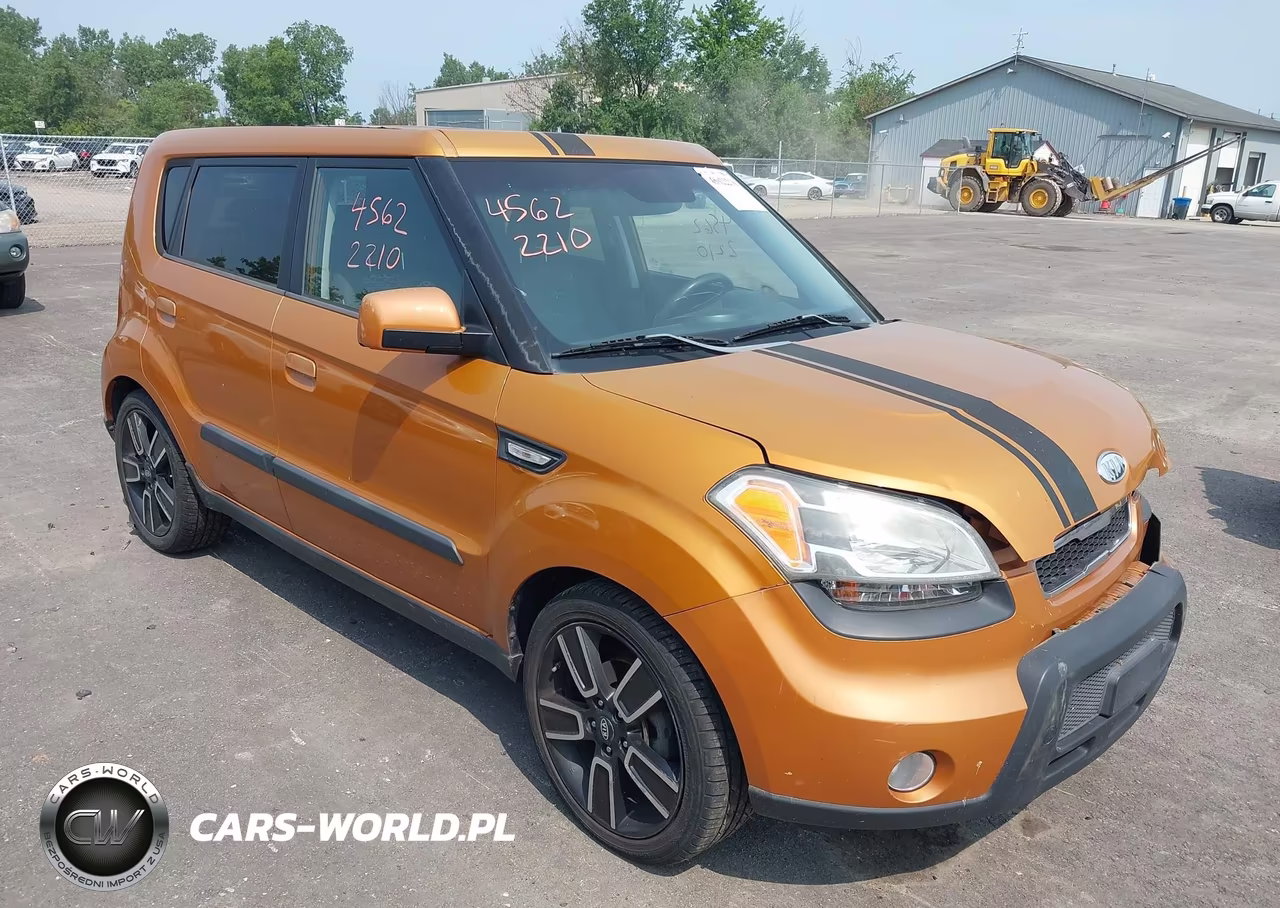2010 Kia Soul +