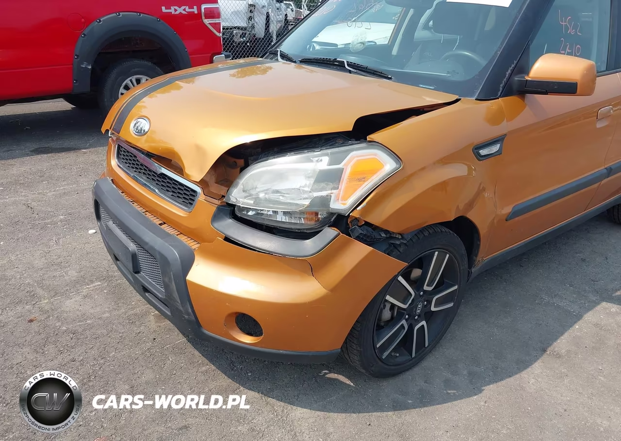 2010 Kia Soul + VIN:KNDJT2A28A7108866 - 6