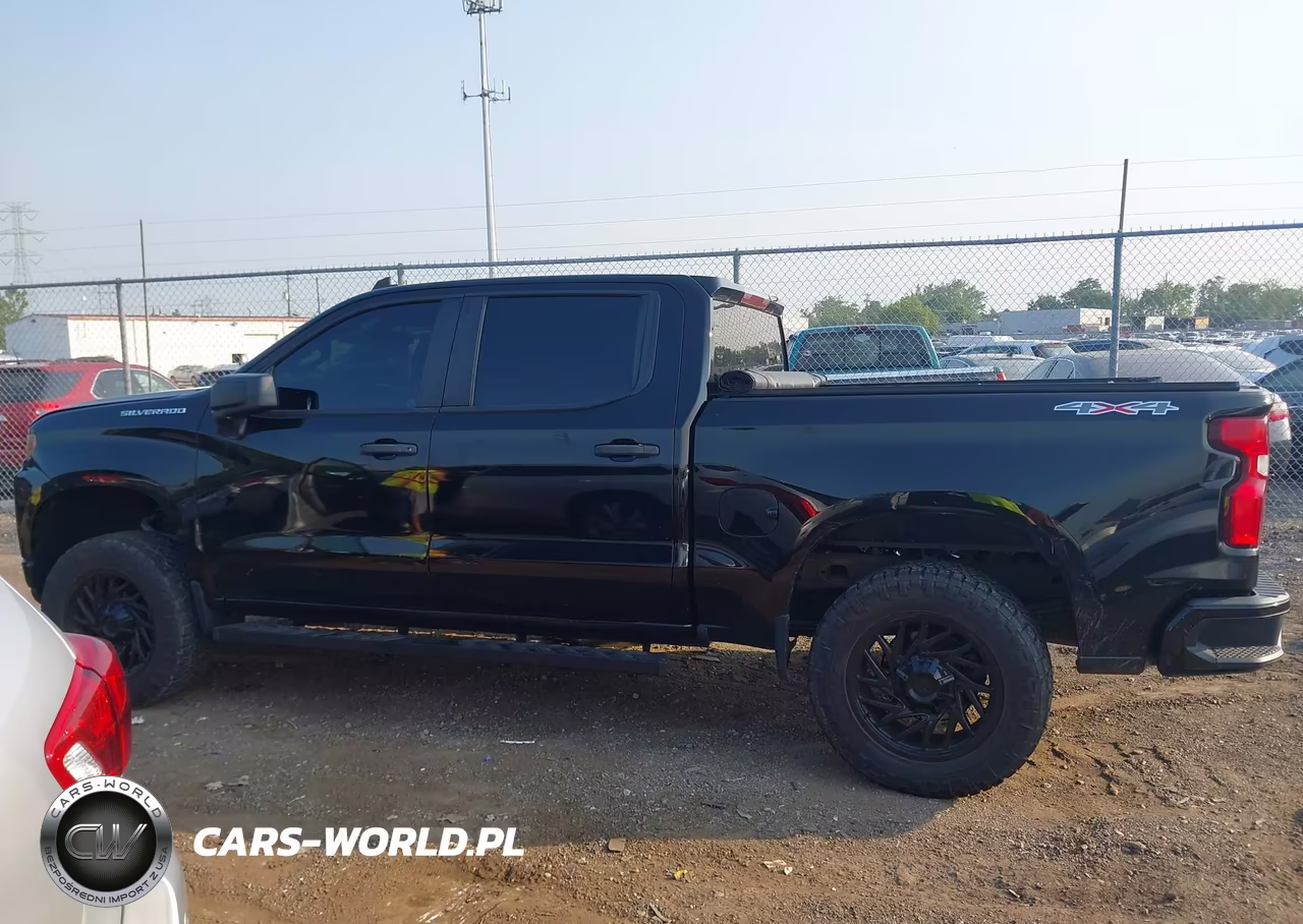 2020 Chevrolet Silverado 1500 4Wd Short Bed Custom VIN:3GCPYBEK6LG372777 - 15