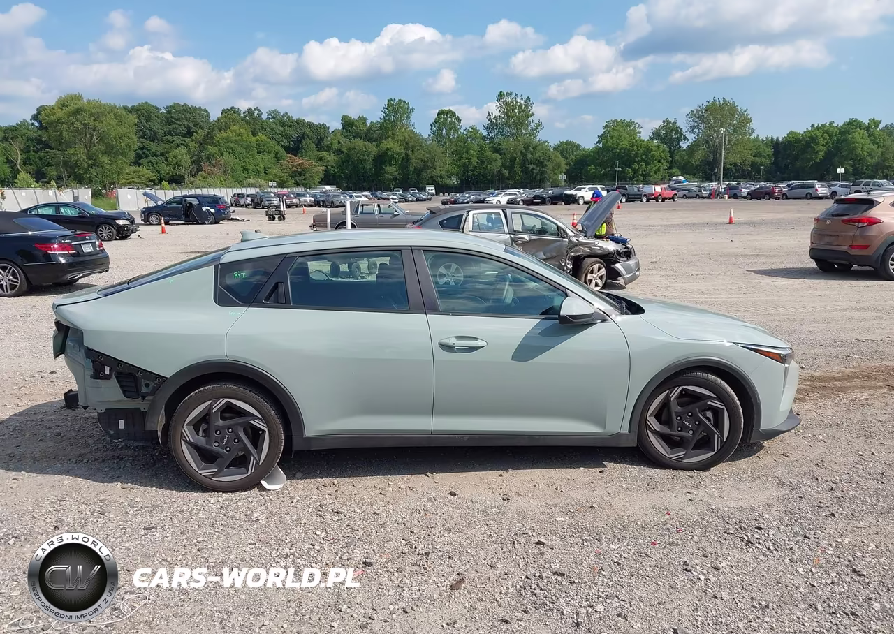 2025 Kia K4 Ex VIN:3KPFU4DE0SE138742 - 14