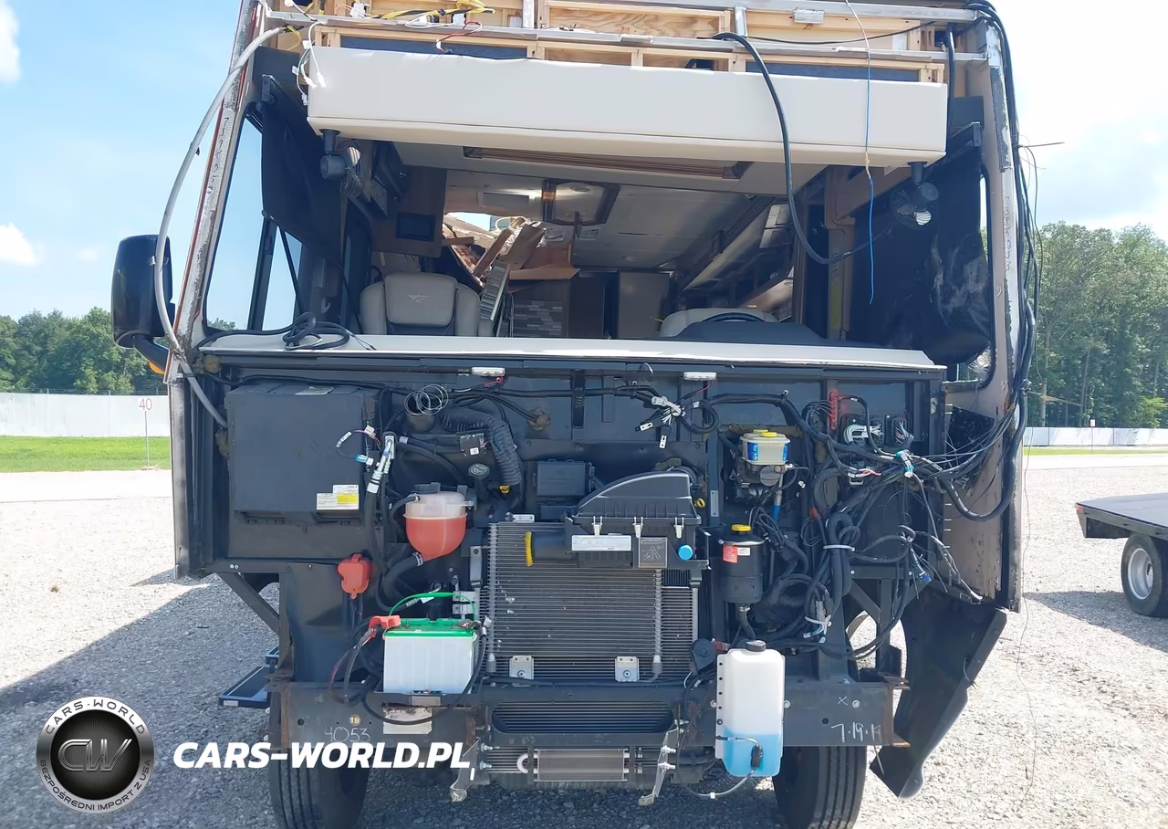 2019 Ford F53 VIN:1F66F5DY3K0A17161 - 10